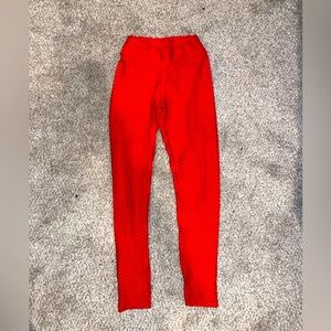 Red ribbed amazon booty leggings